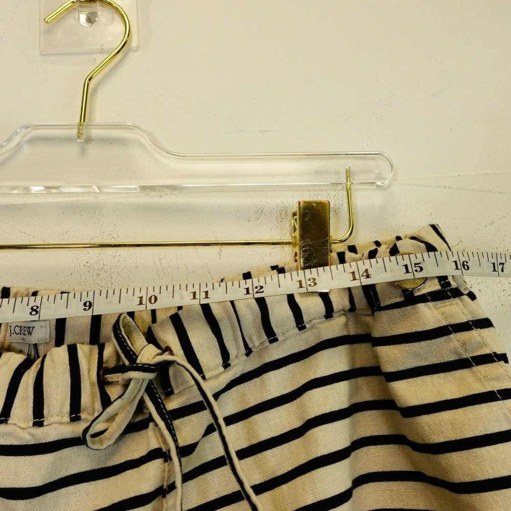 J. CREW Women's White Black Dolphin Shorts MEDIUM Beach Striped Mid Rise Relaxed - Picture 5 of 11